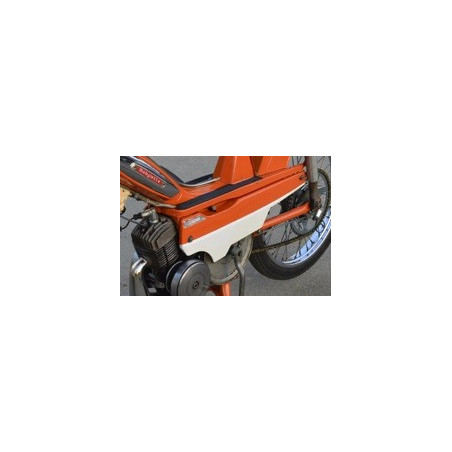 Orange Mobylette type 50V