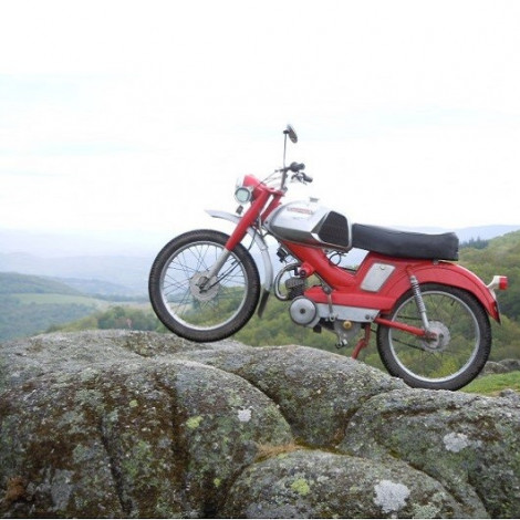 Rouge pour Motobécane 94 TT Rouge pour Motobécane 94 TT