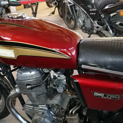 Yamaha 750 TX Candy rouge